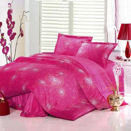 來賚家紡·天鵝絨四件套 夢幻花海，溫暖家居的優雅選擇